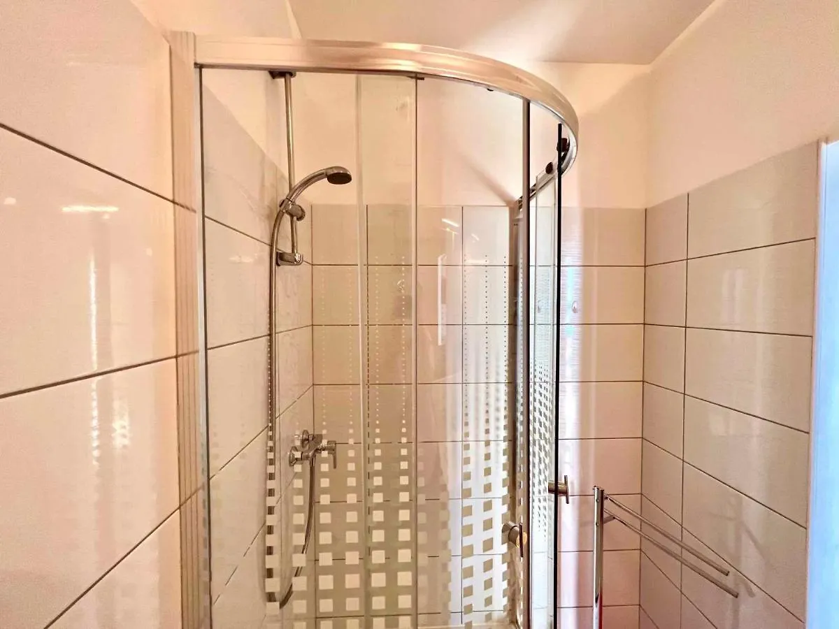 Apartment Studio In Dramalj 44157 Croatia